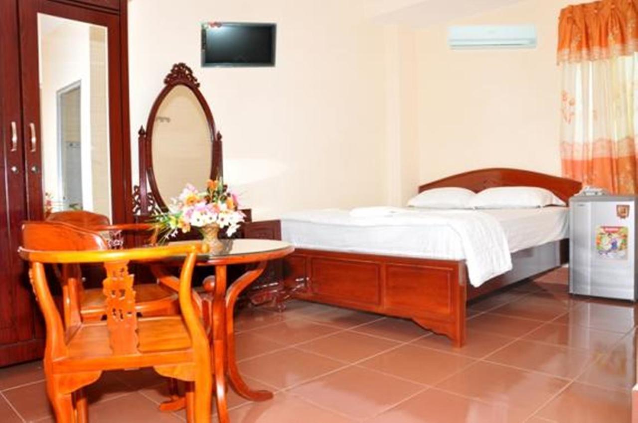 Thanh Nhan 1 Hotel Cà Mau Buitenkant foto